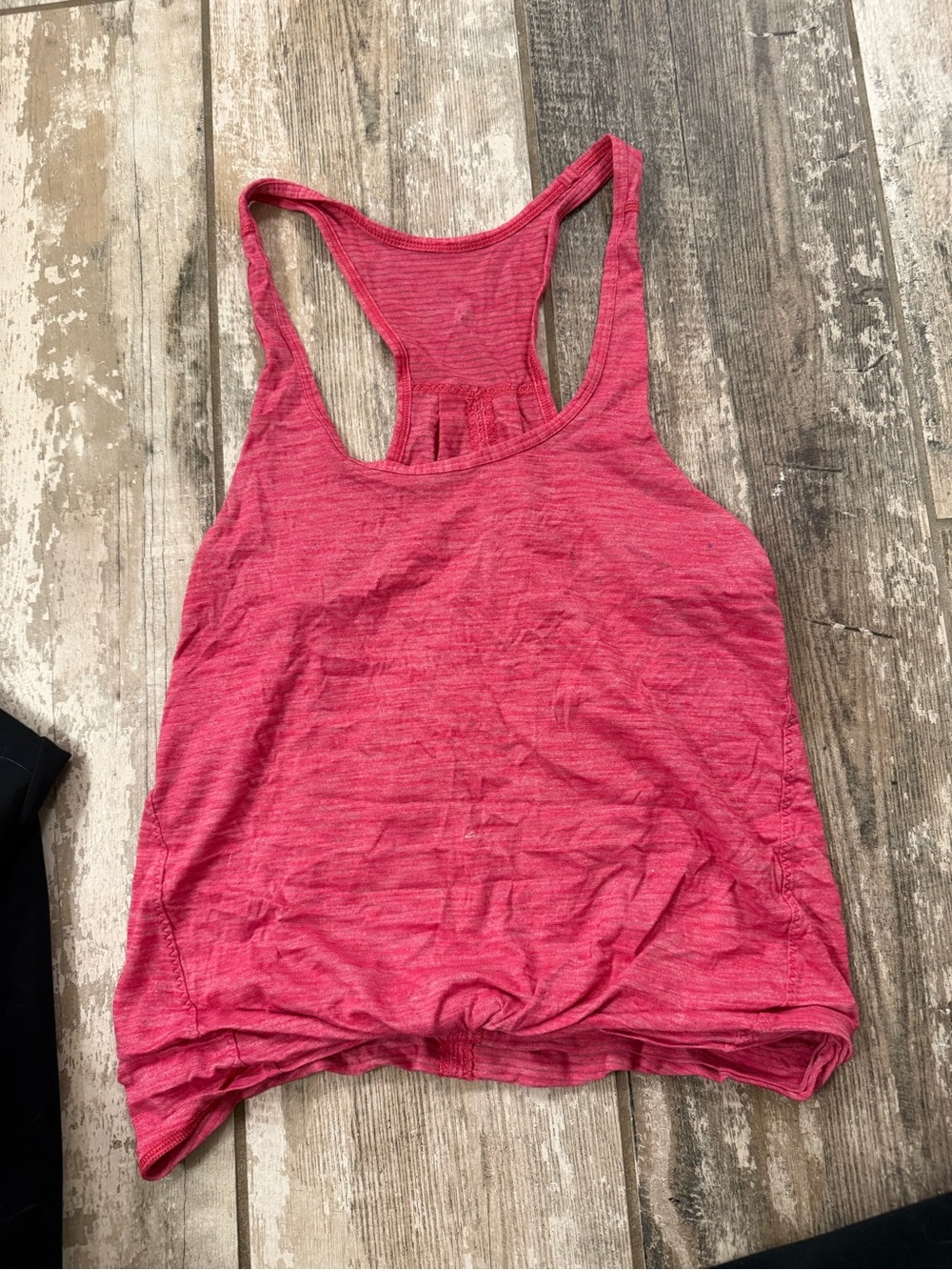 lululemon athletica Heathered Raspberry Racerback Tank - Picture 2 of 2